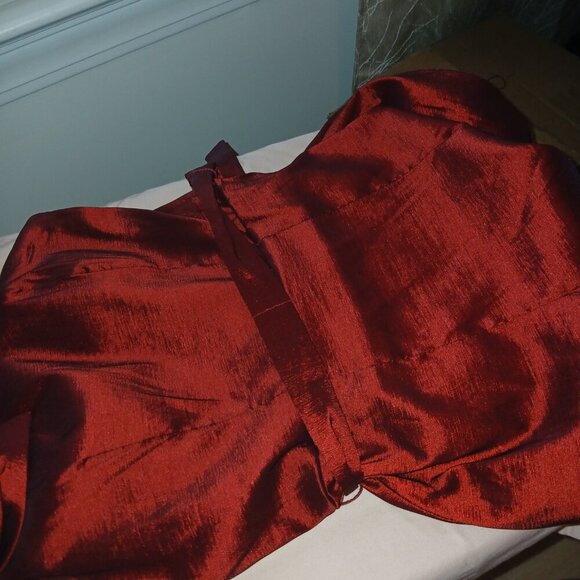 Burgundy Prom/Graduation Dress – Size 3/4, One Shoulder, Short & Puffy - Picture 4 of 4